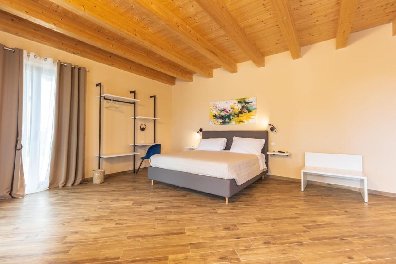 Casale Ferrantino Guest House Giulianova Luaran gambar
