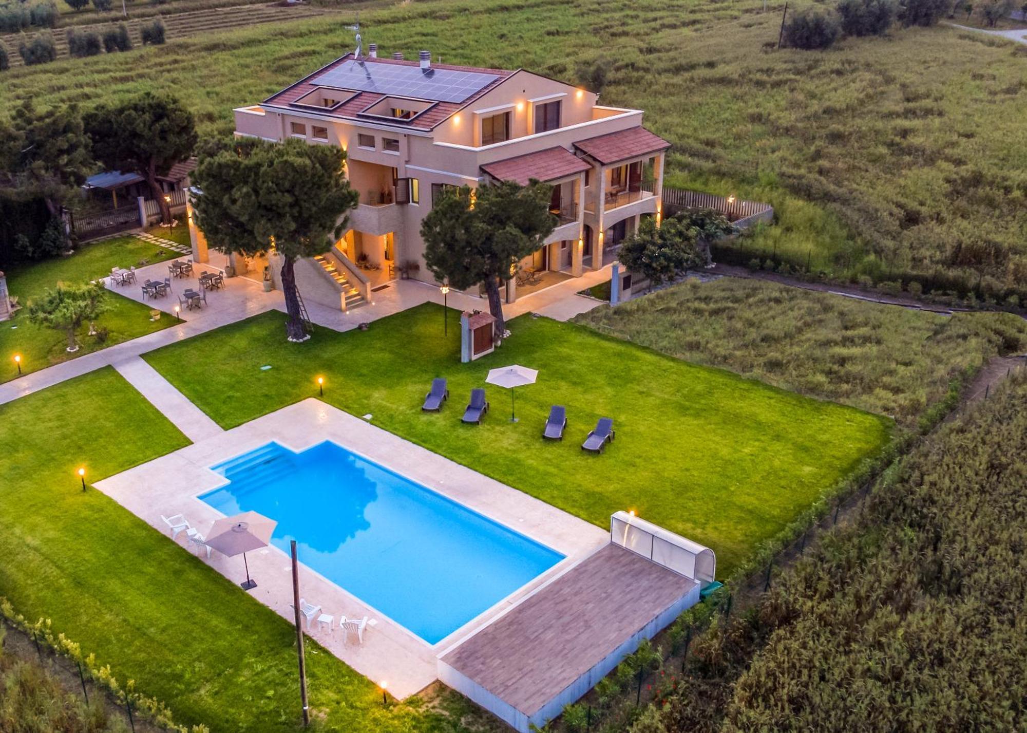 Casale Ferrantino Guest House Giulianova Luaran gambar