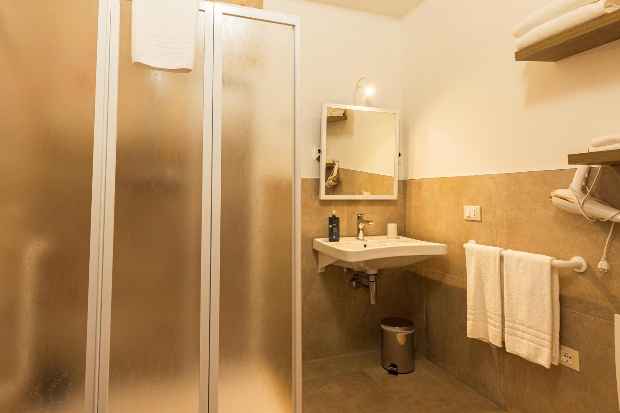 Casale Ferrantino Guest House Giulianova Luaran gambar