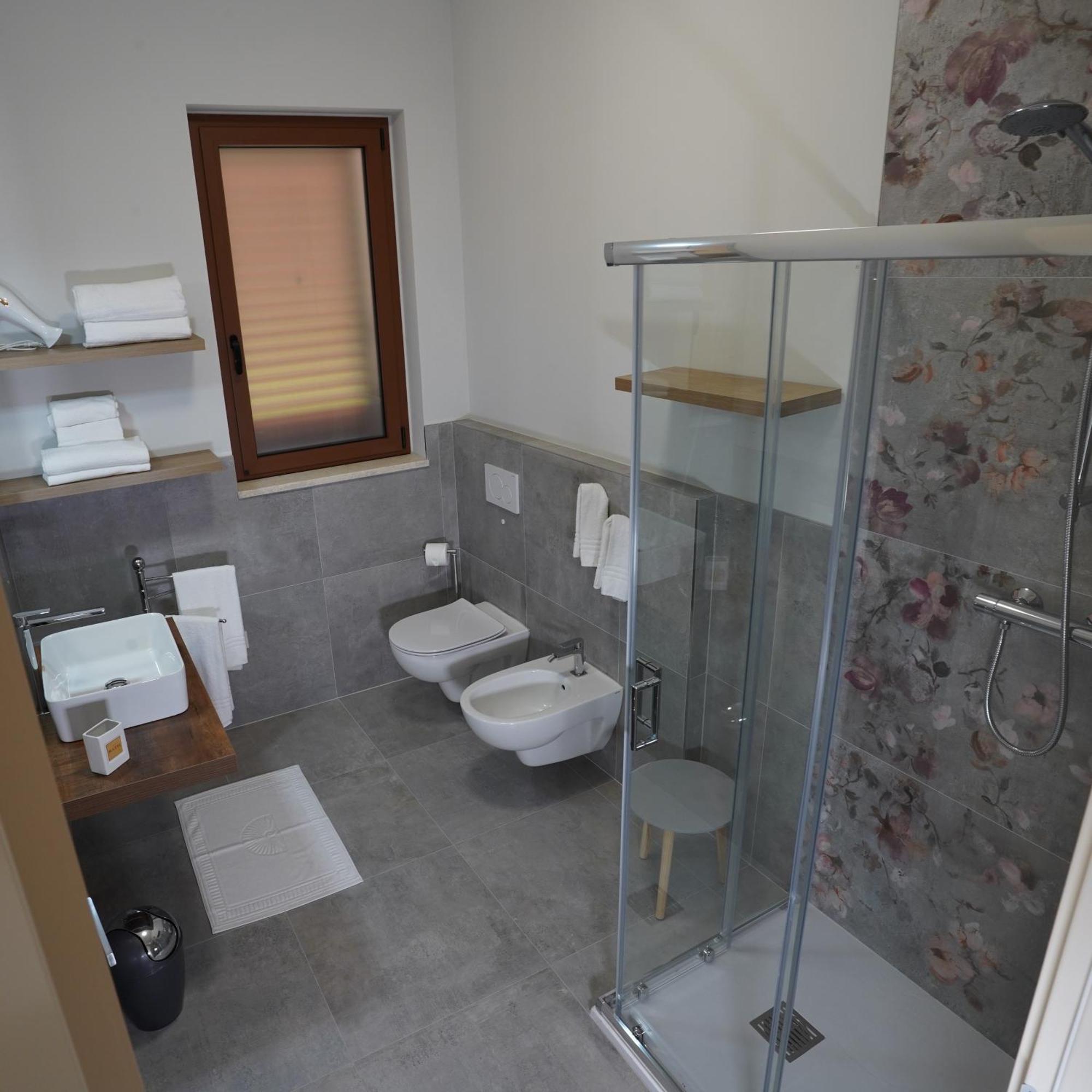 Casale Ferrantino Guest House Giulianova Luaran gambar
