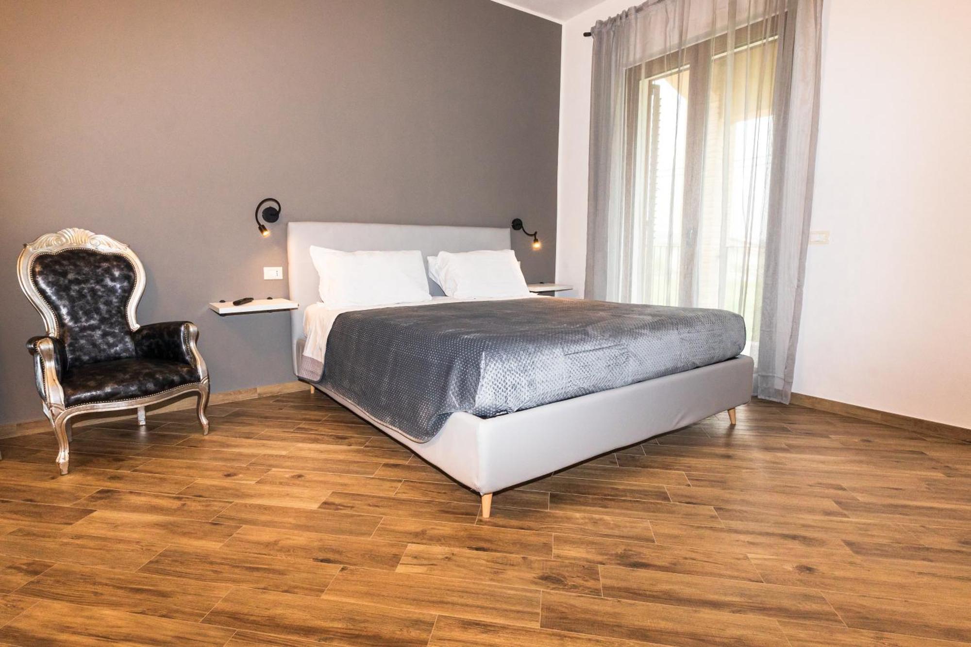 Casale Ferrantino Guest House Giulianova Luaran gambar